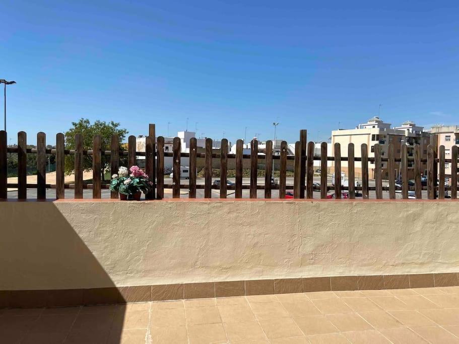 Atico Santa Lucia Terraza Y Parking Gratuitos Leilighet Alcalá de Guadaira Eksteriør bilde